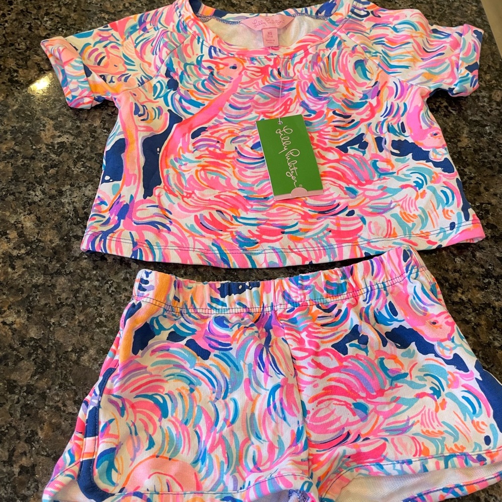 Lilly Pulitzer Short Set Toddler Girls size XS (2-3). New with tags